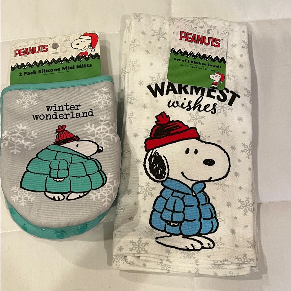 Peanuts "Winter Wonderland" Kitchen Set